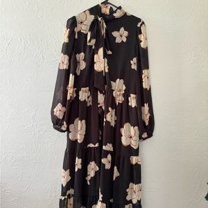 Who What Wear Target Black Floral Tie Neck Maxi Dress